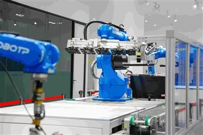 Materion sydd angen sylw ar ôl cau robot weldio